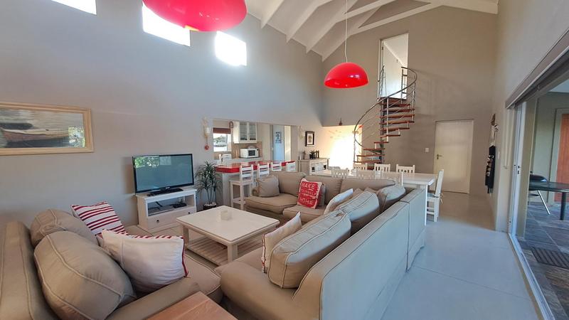 6 Bedroom Property for Sale in Stilbaai Wes Western Cape